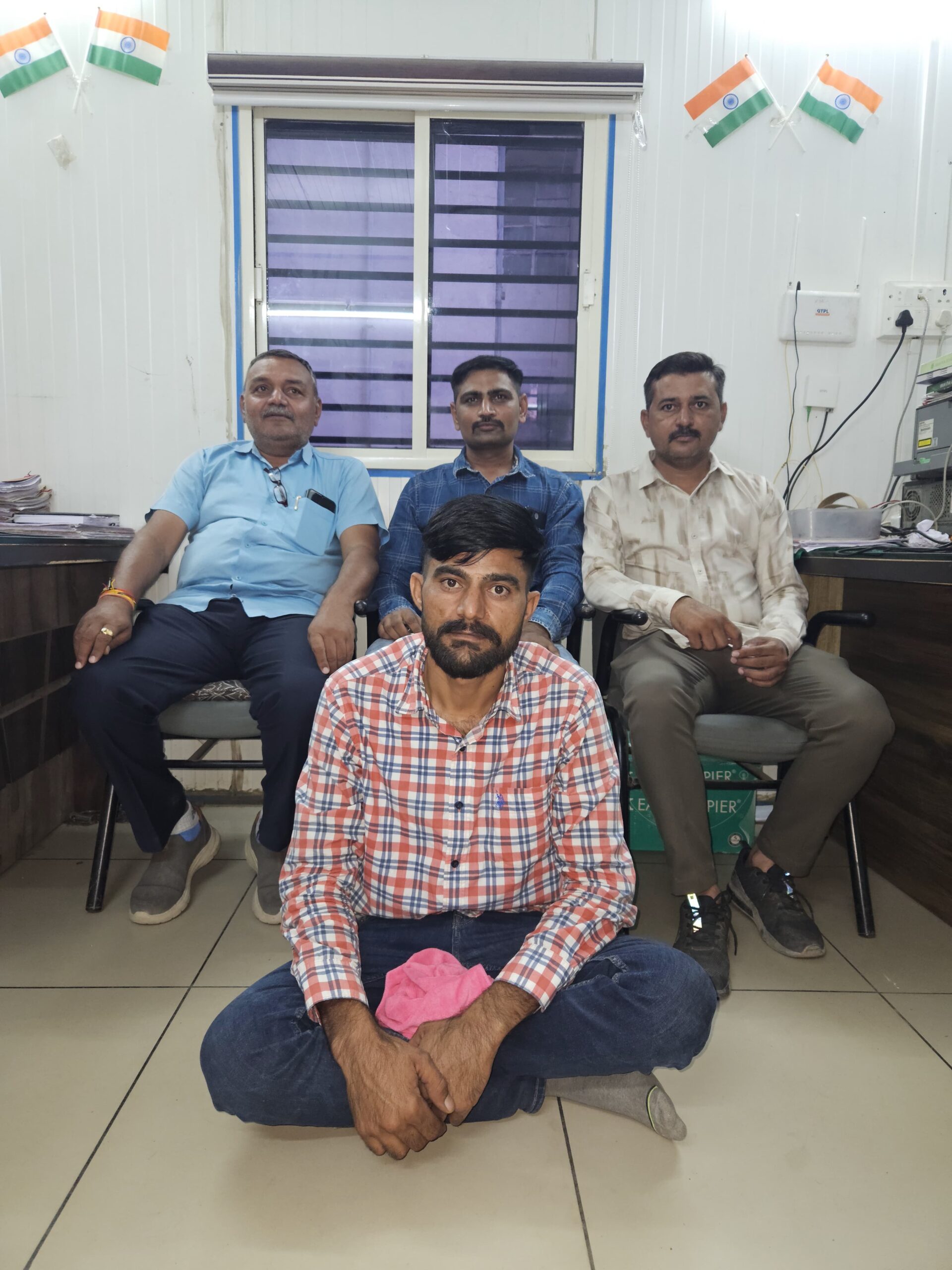 મોરબી તાલુકા પોલીસ મથકના ગેસ કટિંગના ગુનાનો આરોપી છ મહિને પોલીસ પકડમાં