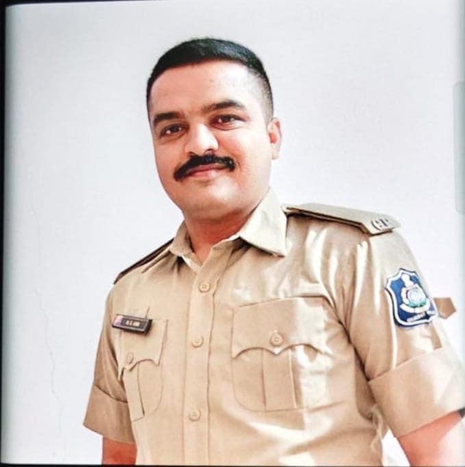 મોરબીના કોન્સ્ટેબલ લાંચ લેતા એસીબીના હાથે ઝડપાયો