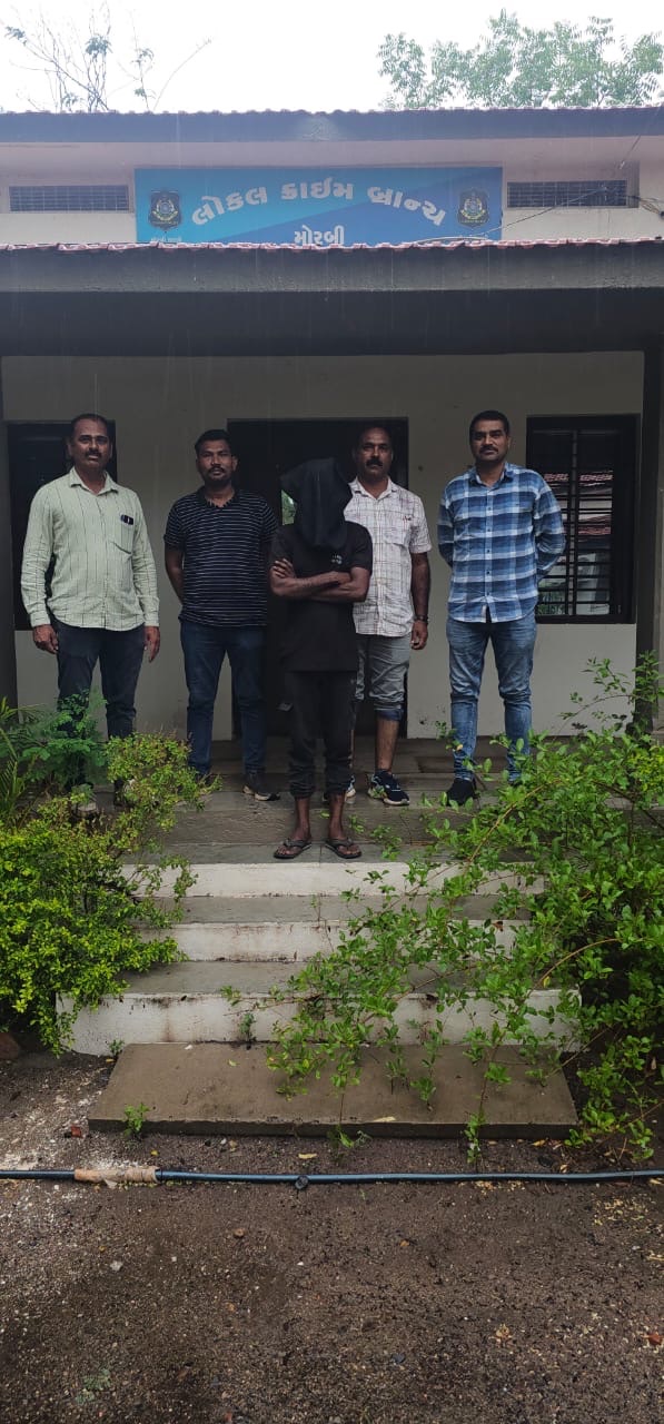 વાંકાનેરના રહેણાંક મકાનમાંથી ચોરી કરનાર ઝડપાયો, ૫૦ હજારનો મુદામાલ જપ્ત 