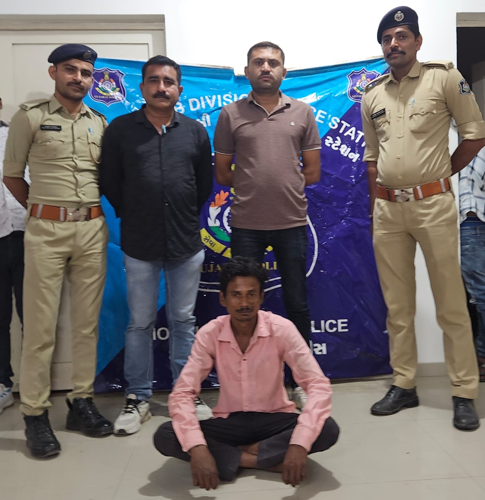 મોરબીમાં પત્નીને મોતને ઘાટ ઉતારી ફરાર થયેલો આરોપી પતિ ઝડપાયો