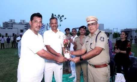 મોરબી જીલ્લા પોલીસ દ્વારા ફીટ ઇન્ડિયા મૂવમેન્ટ અને નેશનલ સ્પોર્ટ્સ ડેની ઉજવણી કરવામાં આવી