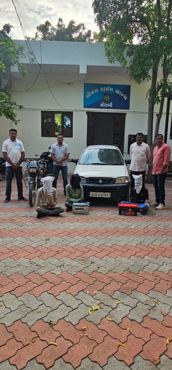 માળિયા-હળવદ હાઈવે પર લૂંટ અને મોરબીમાંથી બાઈક ચોરી કરનાર ત્રણ ઇસમો ઝડપાયા